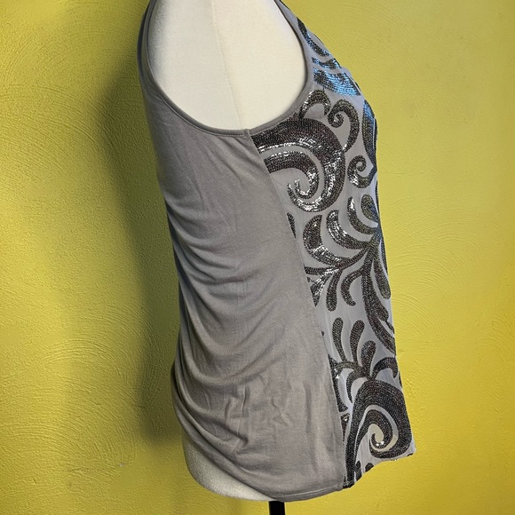 New Woman’s Sequined Tank Top w/ lots of Sparkle! - Picture 3 of 9